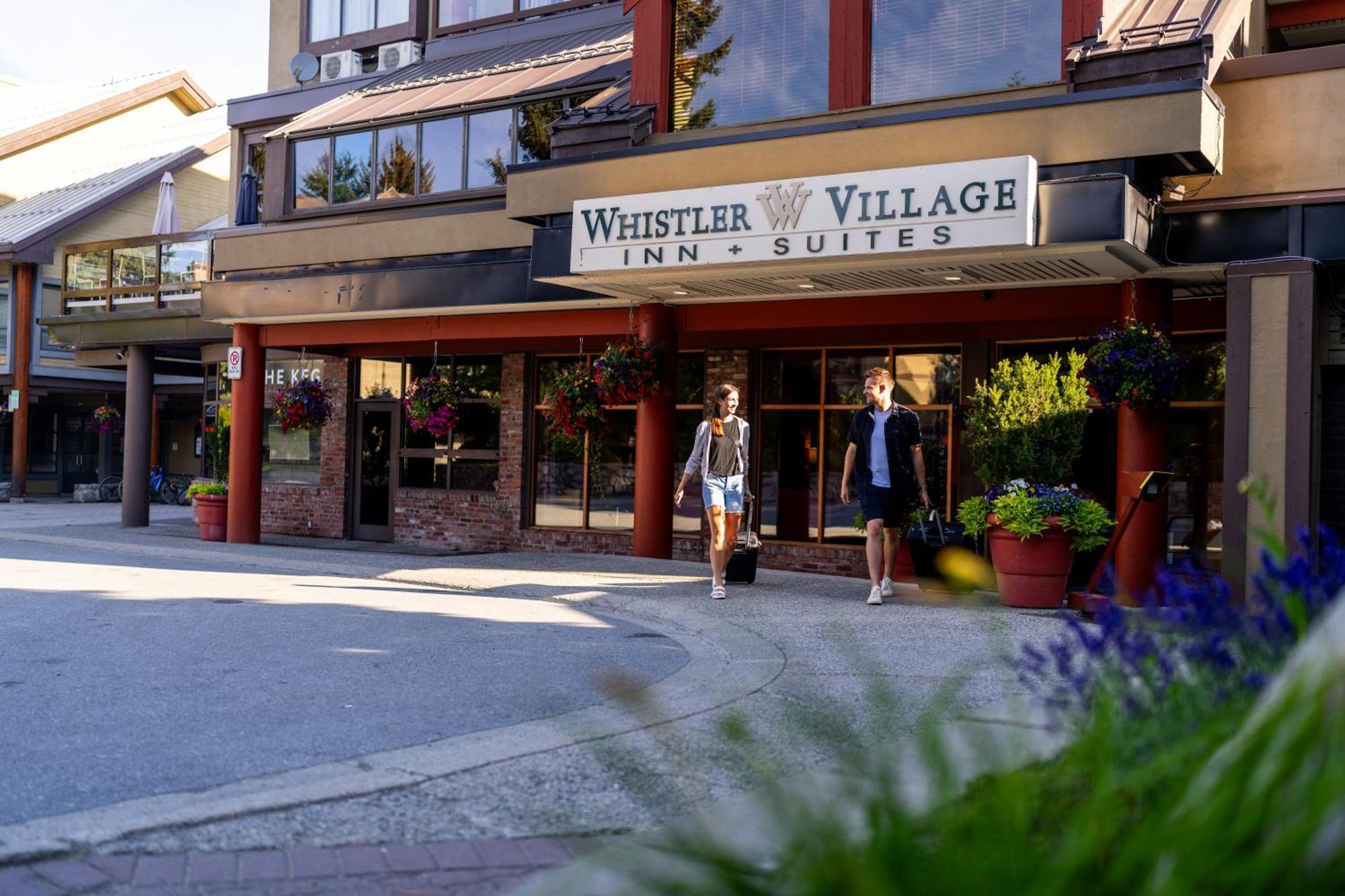 Whistler Village Inn & Suites Exterior photo